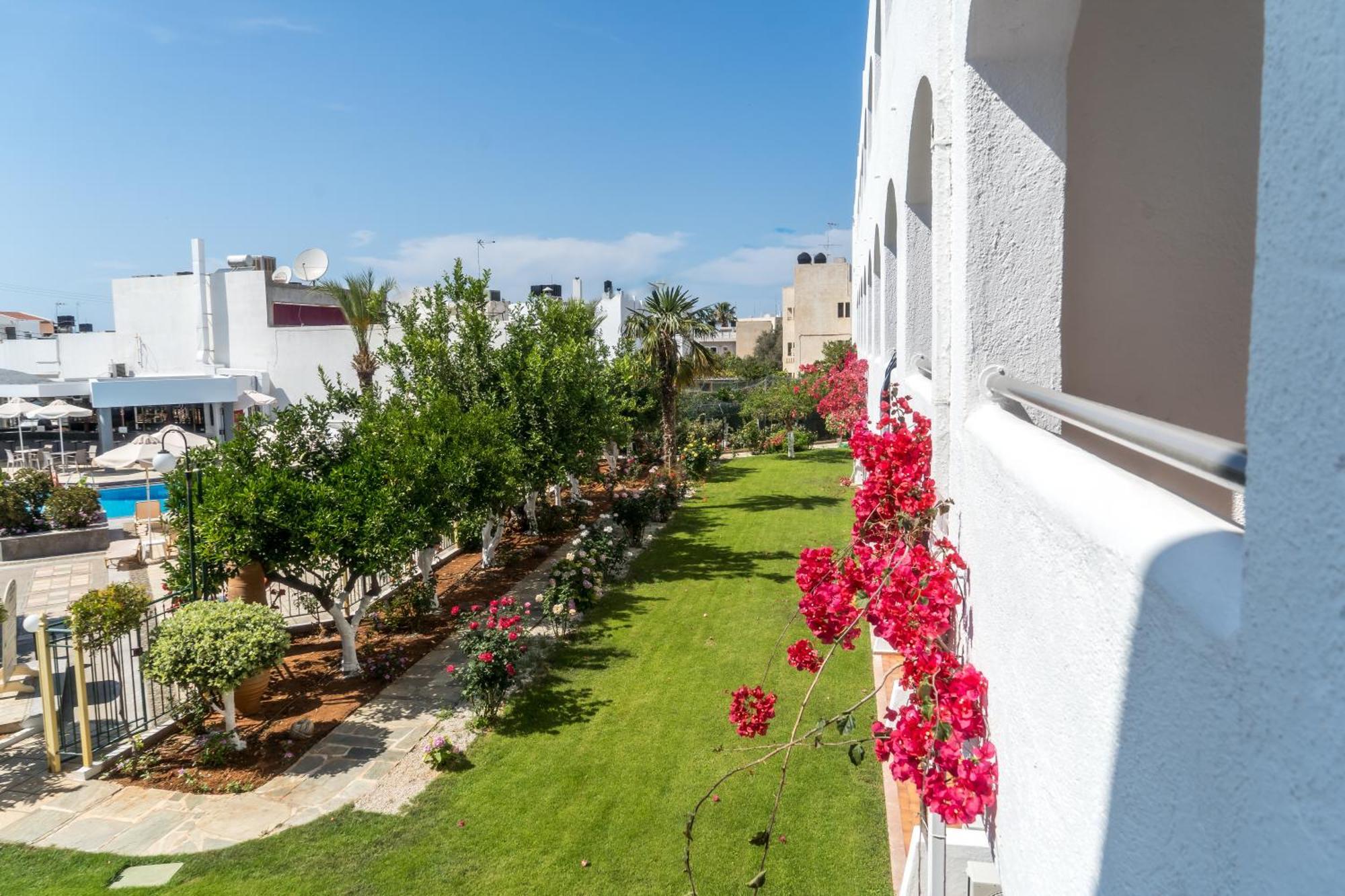 Hotel Malia Holidays Mália Exterior foto
